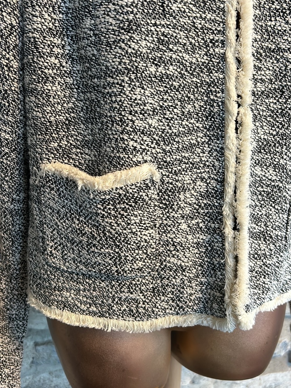Black & Cream Jacket - Picture 4 of 10